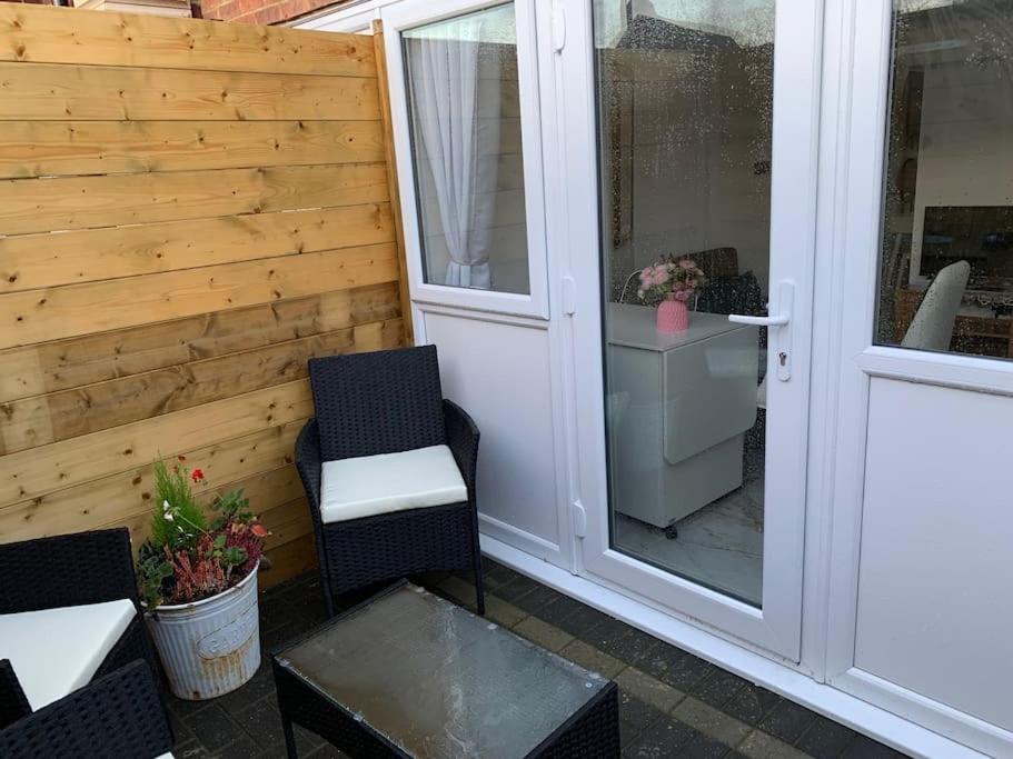 Apartment C, A One Bedroom Flat In South London Carshalton Exterior photo